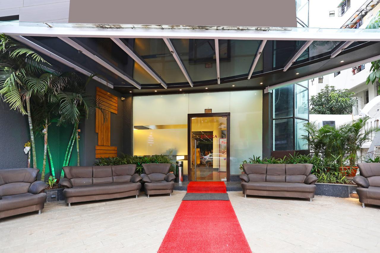 Oyo 10672 Hotel Riviera Nashik Esterno foto