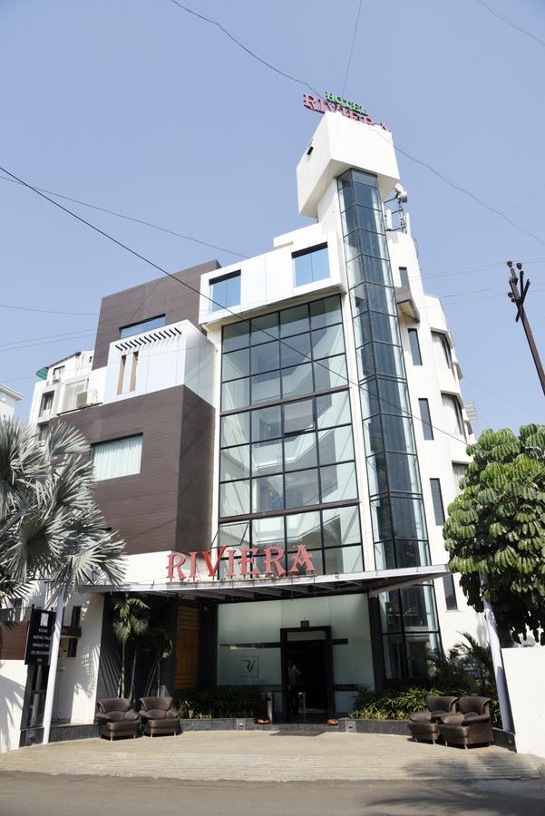 Oyo 10672 Hotel Riviera Nashik Esterno foto
