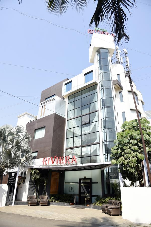 Oyo 10672 Hotel Riviera Nashik Esterno foto